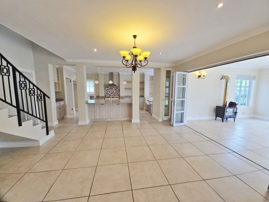 4 Bedroom Property for Sale in Sedgefield Central Western Cape